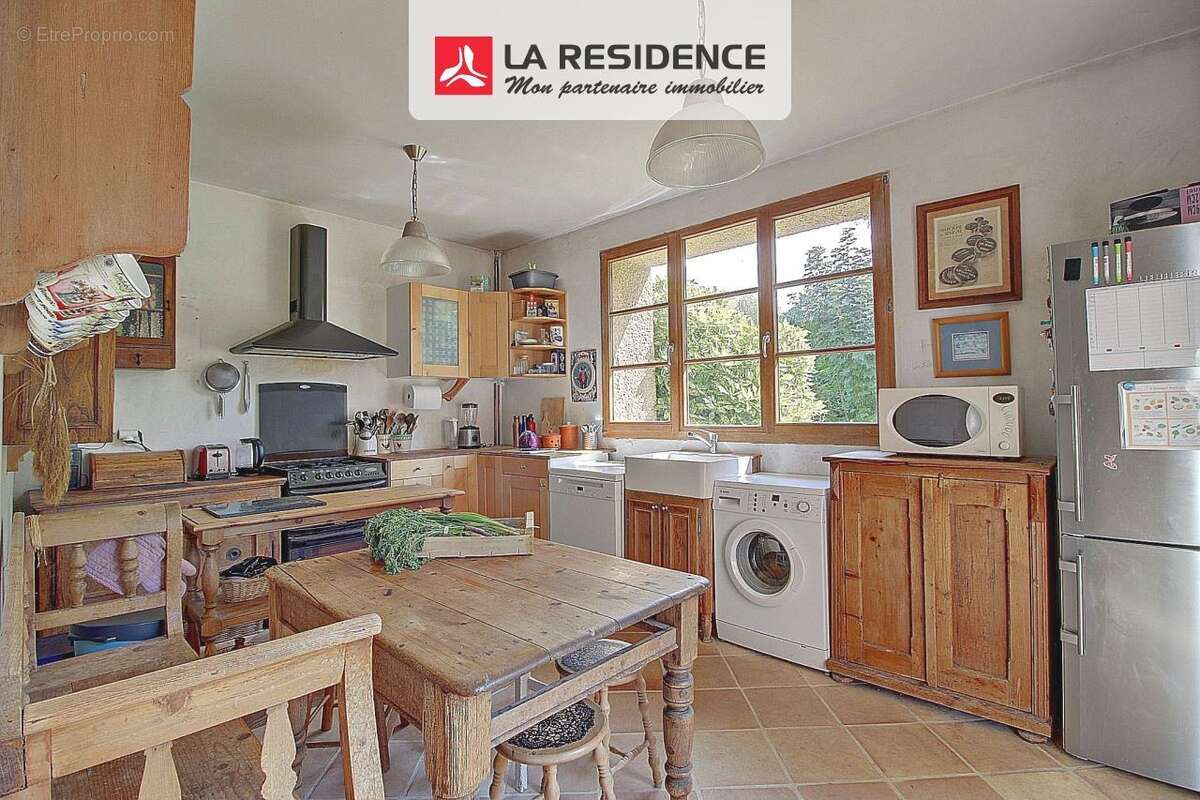 Maison 195 m² à Orgeval  - photo 6