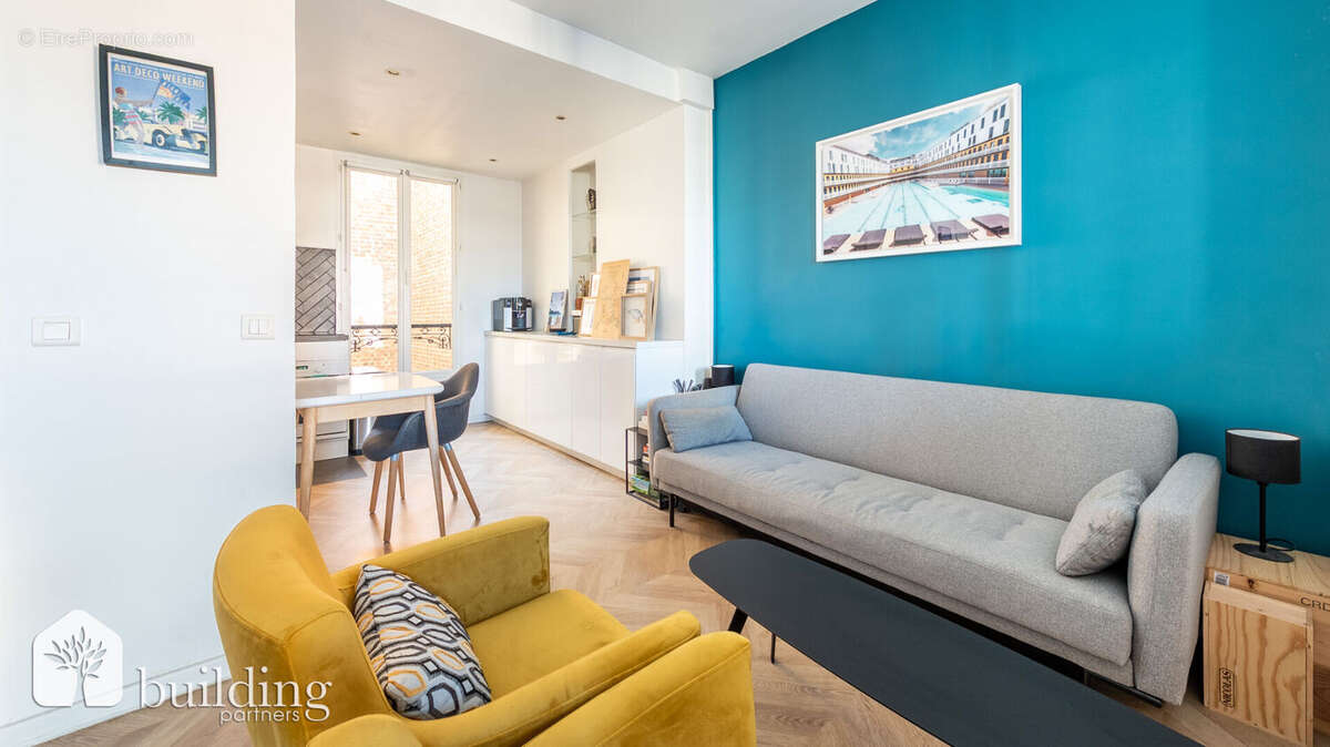 Appartement à COURBEVOIE