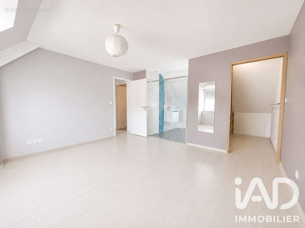Maison 115 m² à Coinces  - photo 6