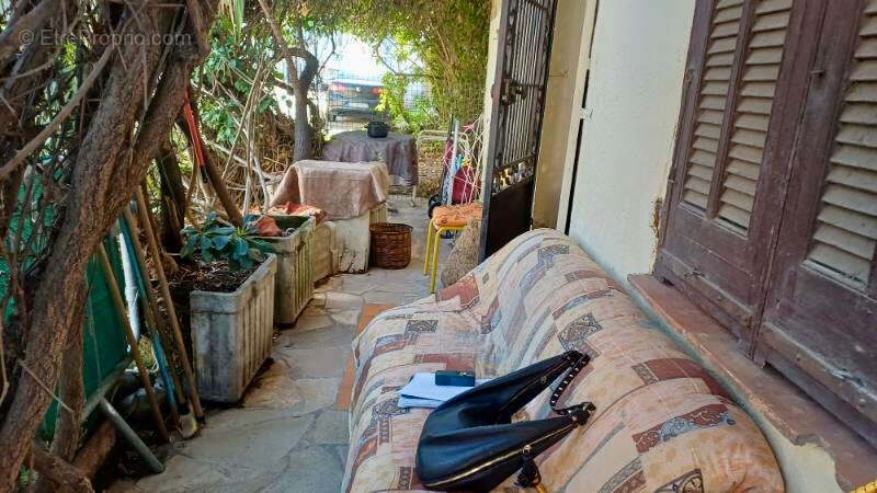 Cagnes sur mer - maison ancienne - photo 5