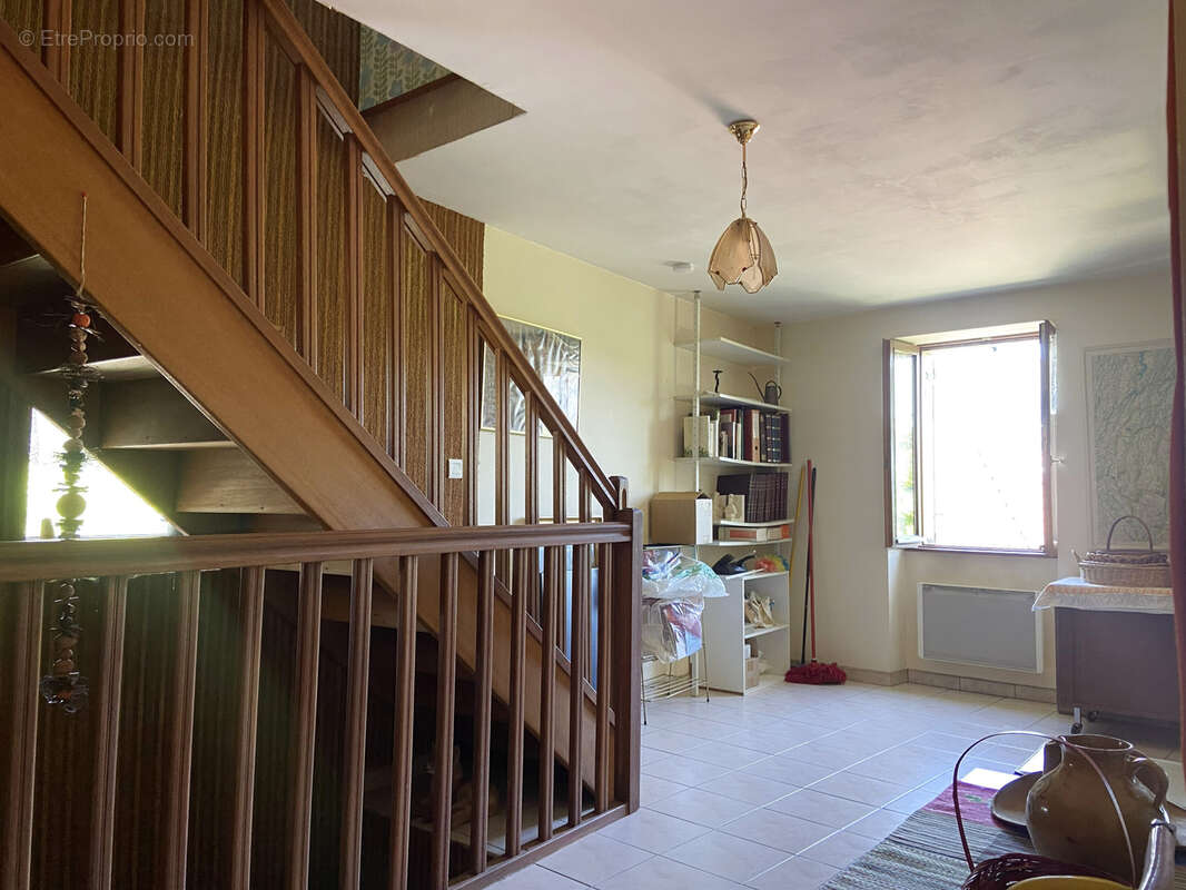 Maison à LOISIEUX