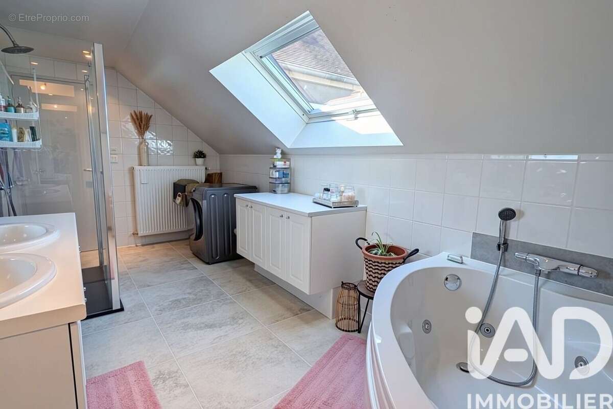 Photo 9 - Maison à LIGNEROLLES