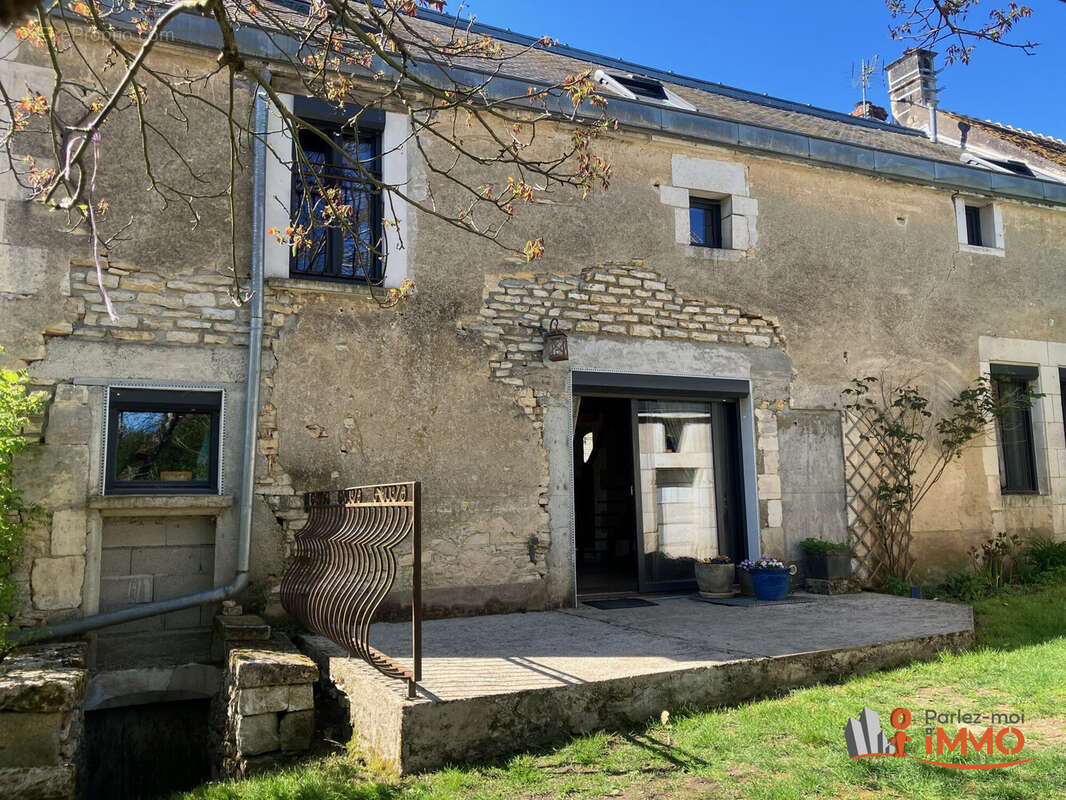 Maison à SOUGERES-EN-PUISAYE