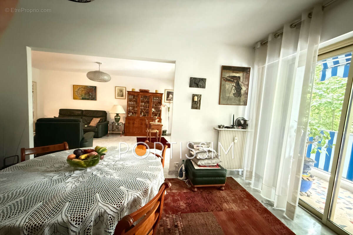 Appartement à CAGNES-SUR-MER