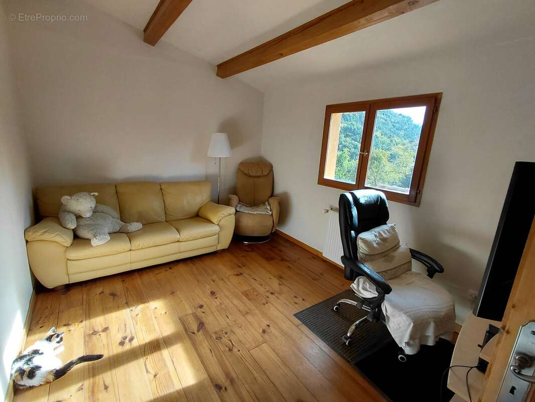 Maison à L&#039;ESCARENE