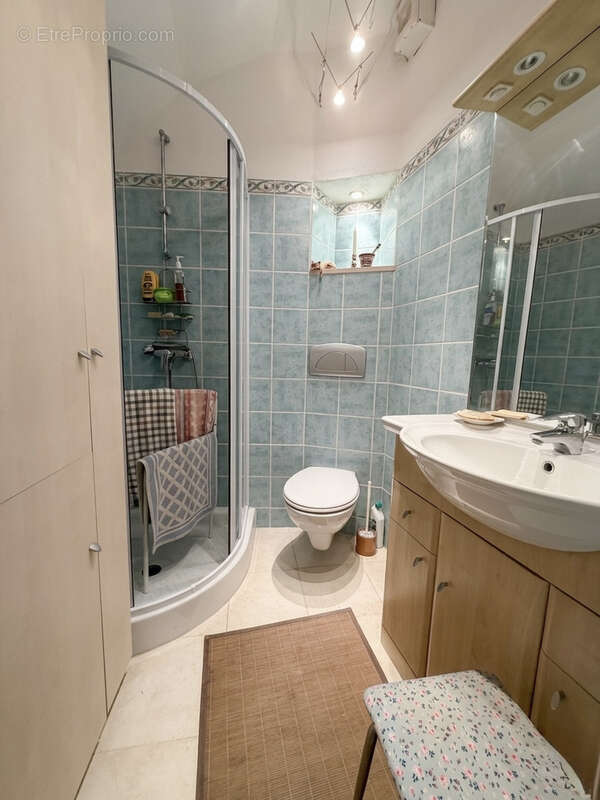 Appartement à BERRE-LES-ALPES