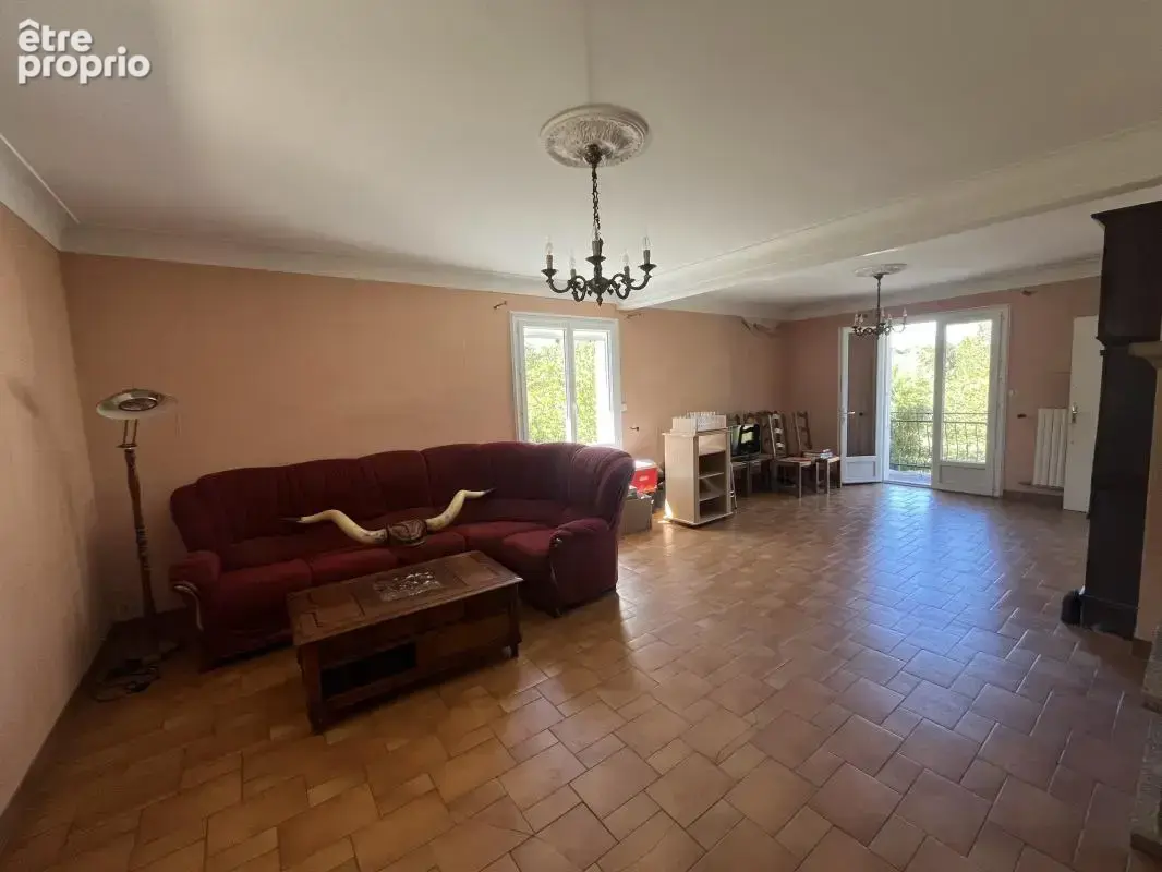 Maison 7 pièces 140 m² à vendre à Chabanais (16150) - photo 6
