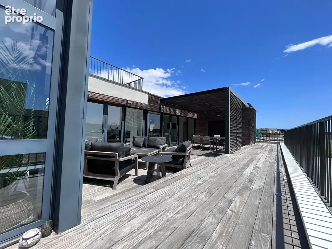 Appartement sur toit d'exception sur 2 niveaux - photo 2
