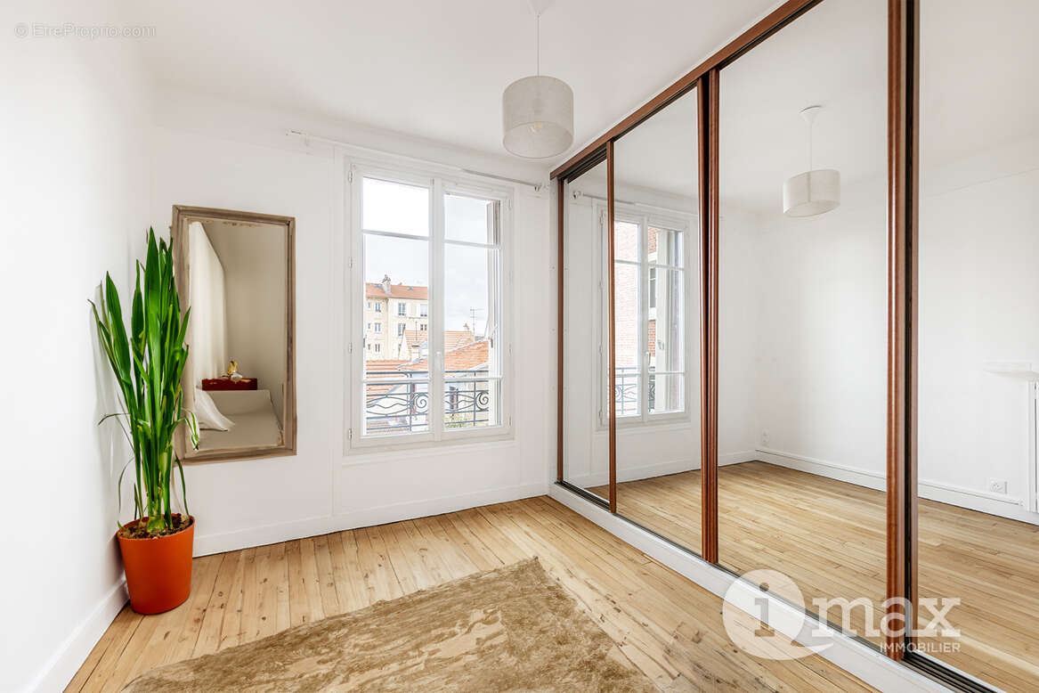 Appartement à COLOMBES