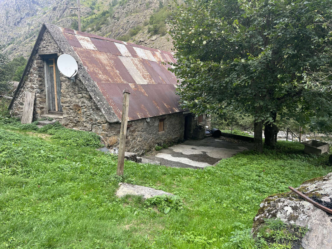 Maison à GEDRE