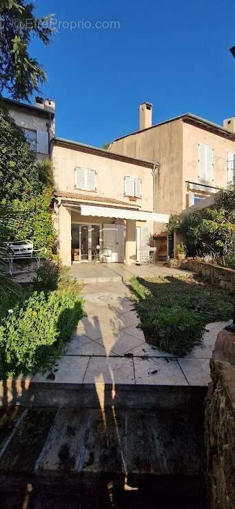 Maison à VILLEFRANCHE-SUR-MER