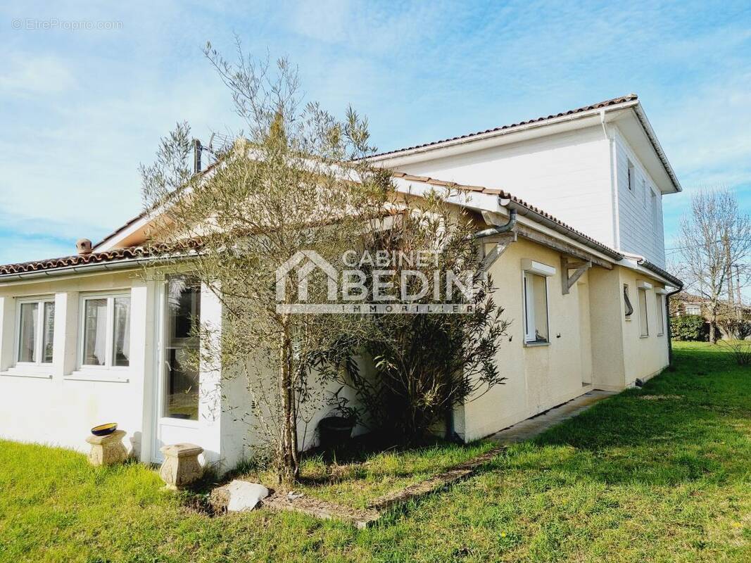 Maison à SAINT-MEDARD-EN-JALLES