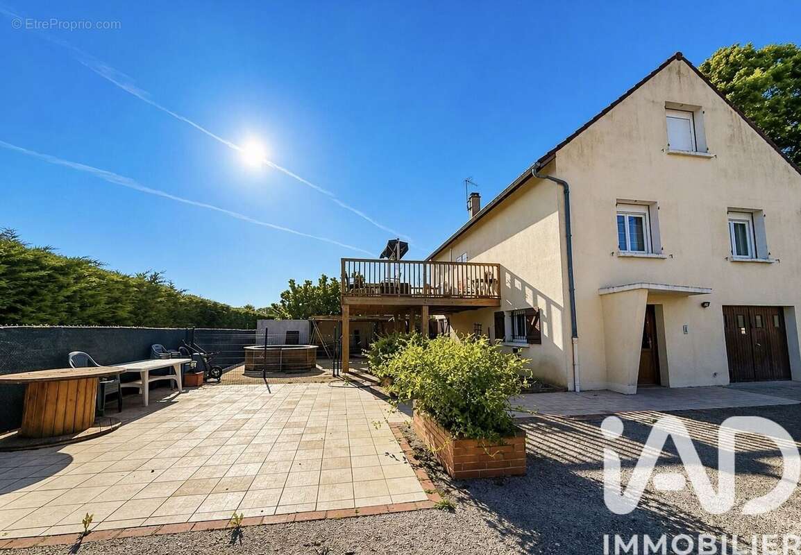 Photo 2 - Maison à CHARMOY