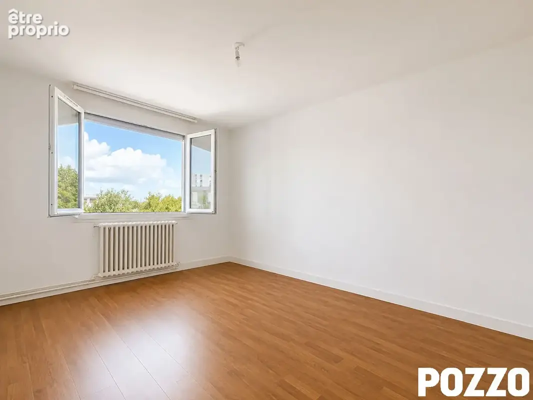 Appartement  4 pièce(s) 74 m2 à GRANVILLE - photo 8