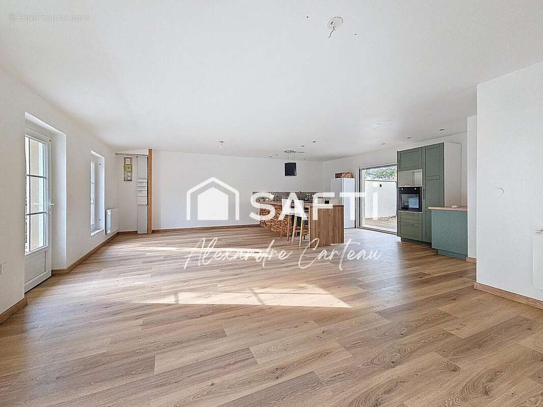 Photo 4 - Maison à FARGUES-SAINT-HILAIRE