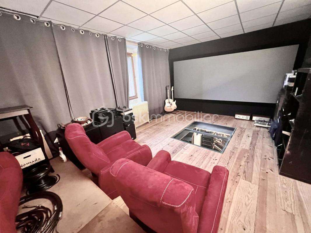 Maison à SAINT-REMY-DE-MAURIENNE