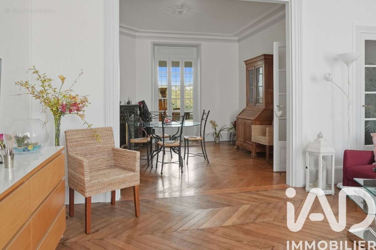 Appartement 118 m² à Fontainebleau  - photo 2