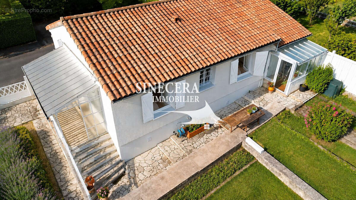 Maison 70 m² à Riberac  - photo 2