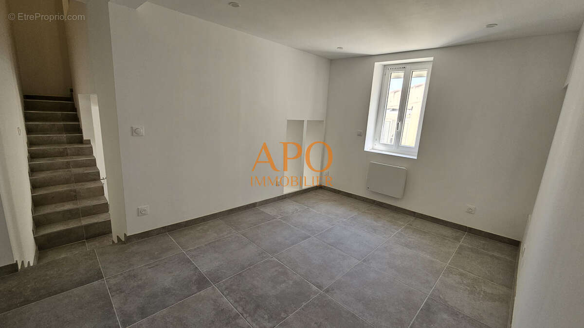 Gignac-la-Nerthe maison de village 90 m2 avec pouvoir locatif, T4 + studio + atelier - photo 5