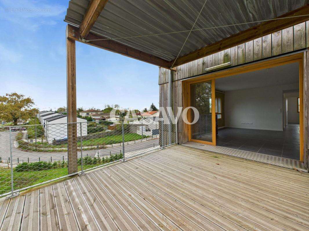 Appartement à AMBARES-ET-LAGRAVE