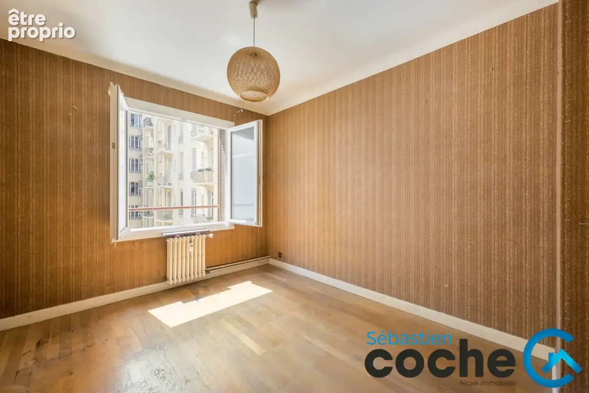 Exclusivité de 81m2 Place Jean Macé Lyon 7 - Possibilité Garage - photo 6