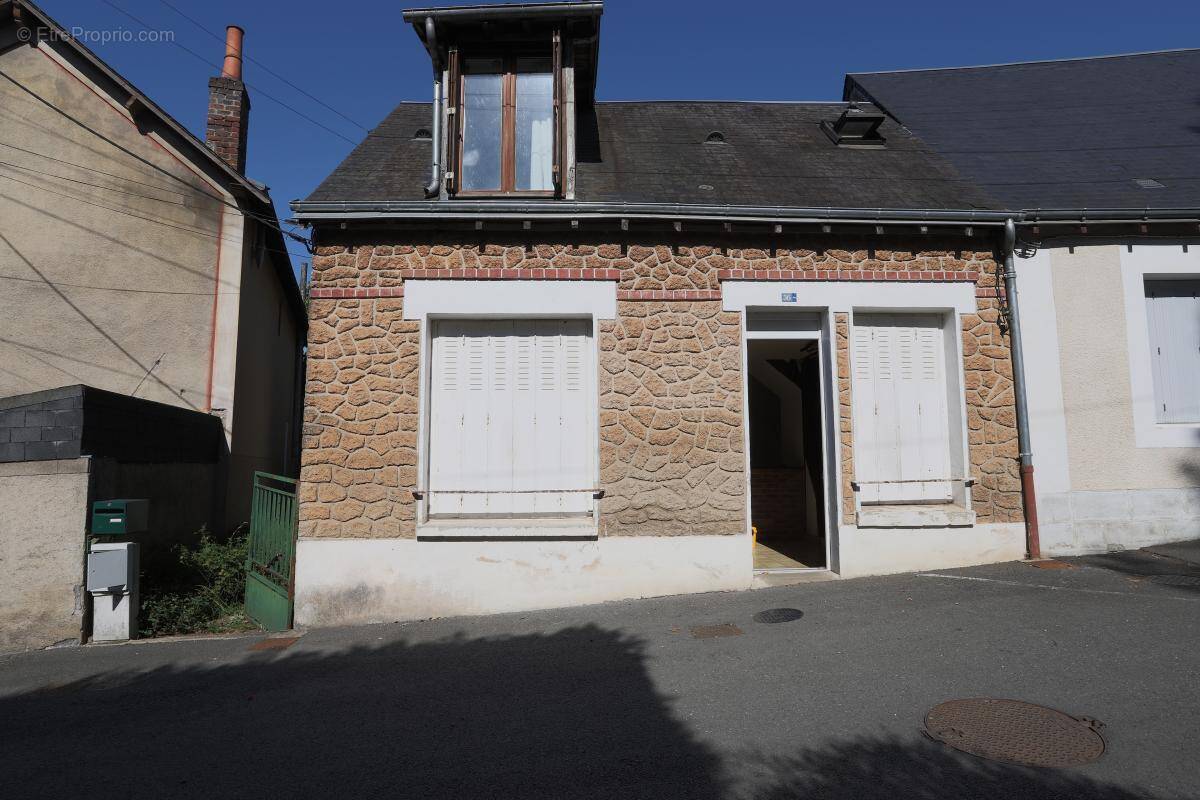 Maison à CHATEAU-DU-LOIR