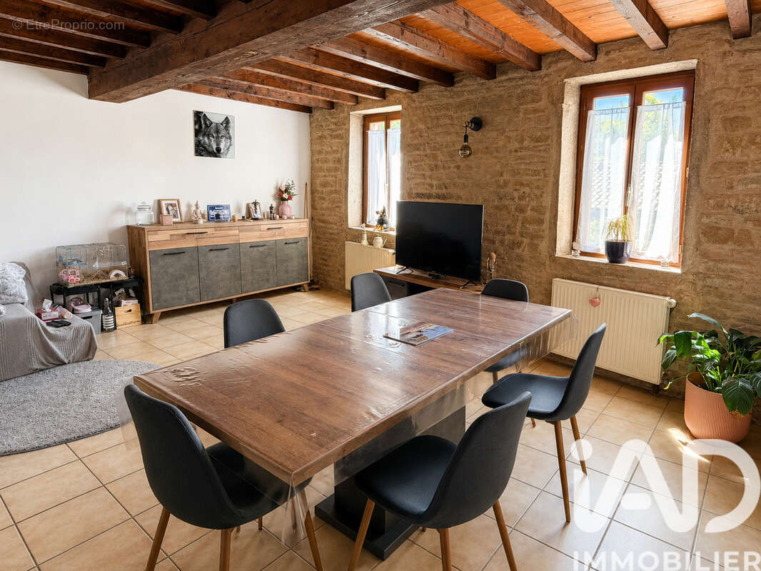 Photo 3 - Maison à SAINT-MARTIN-BELLE-ROCHE