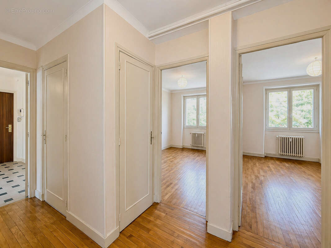 Nancy - bel  appartement de 4 pieces de 95 m2 - photo 6