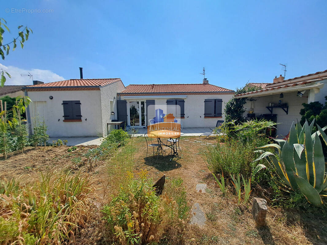 Maison à LA MONTAGNE