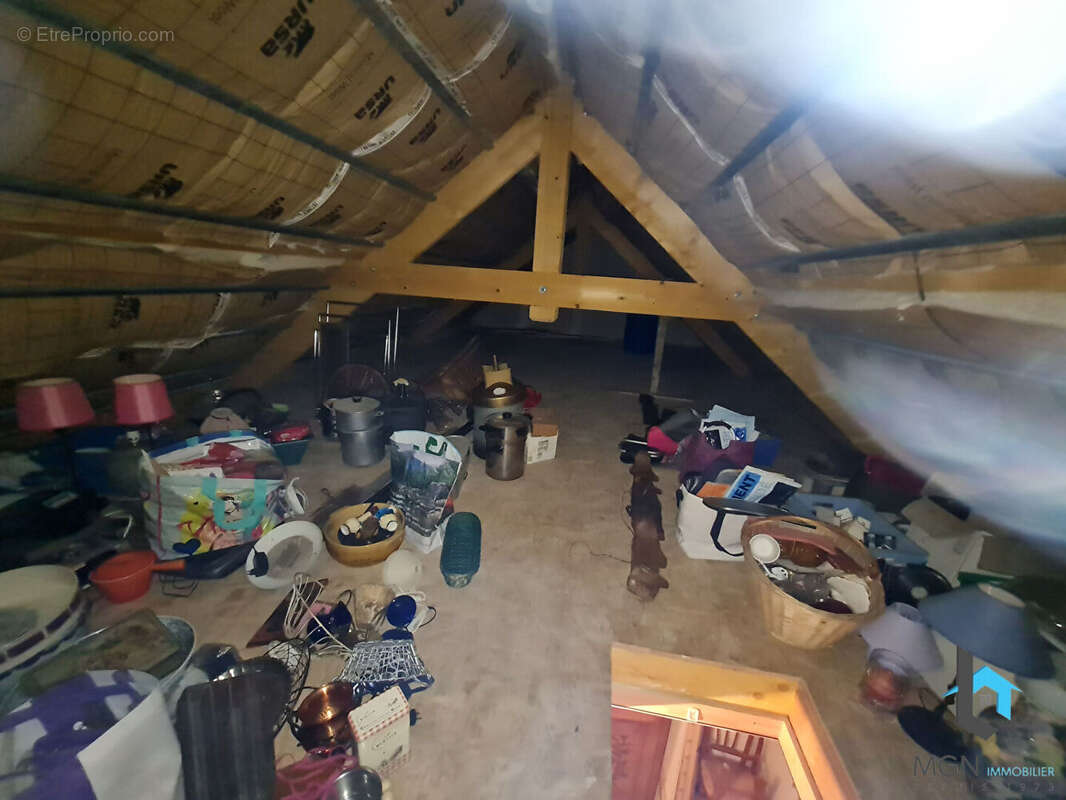 A vendre longere 97 m² - photo 11
