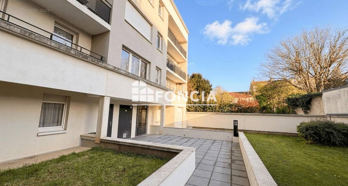 Appartement à CHOISY-LE-ROI