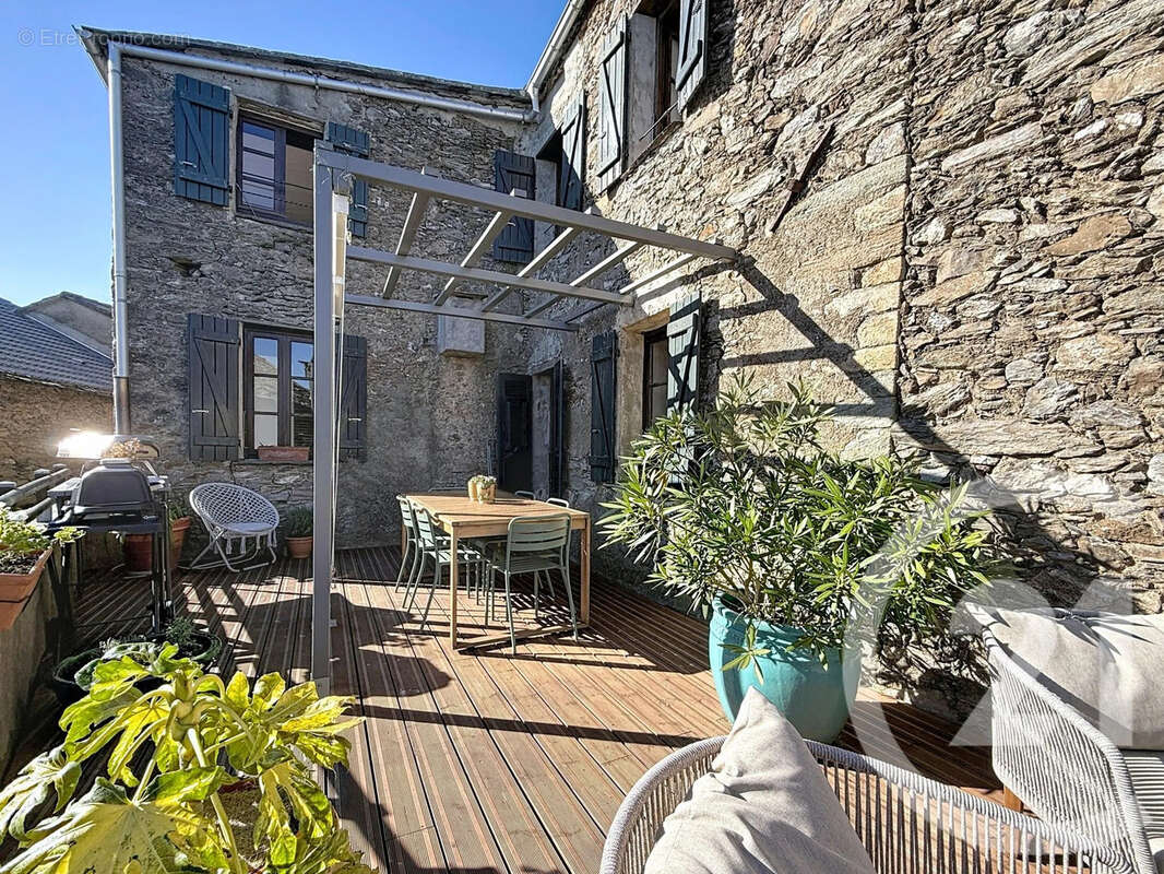 Maison à SAN-GIOVANNI-DI-MORIANI