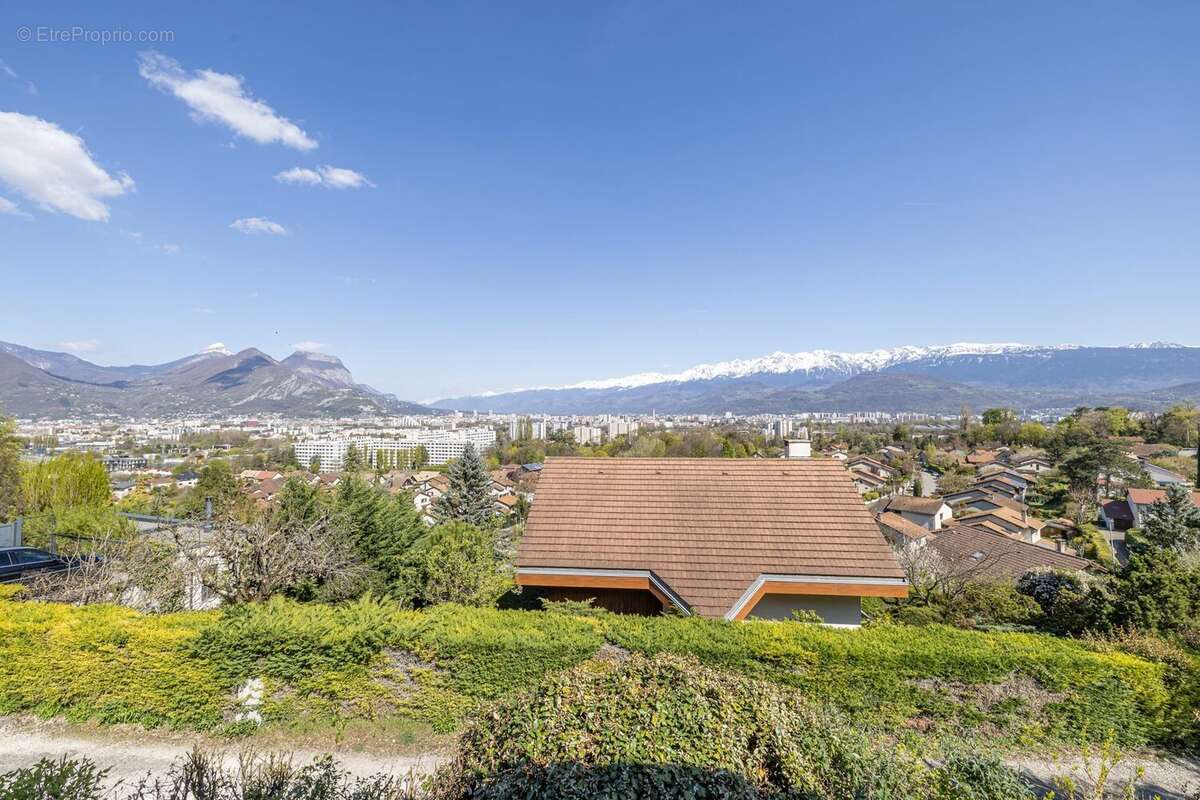 Maison à SEYSSINET-PARISET