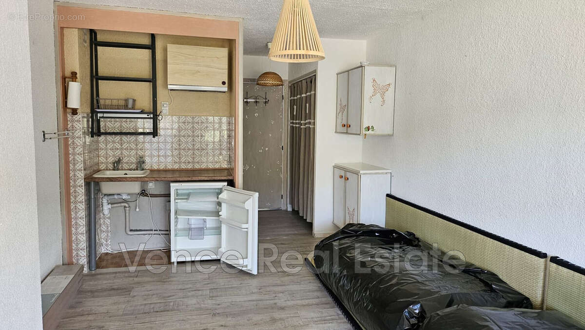 Appartement à GREOLIERES