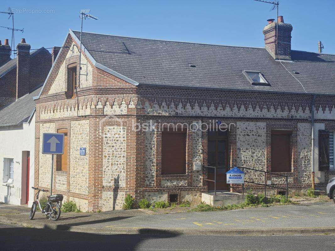 Maison à L'AIGLE