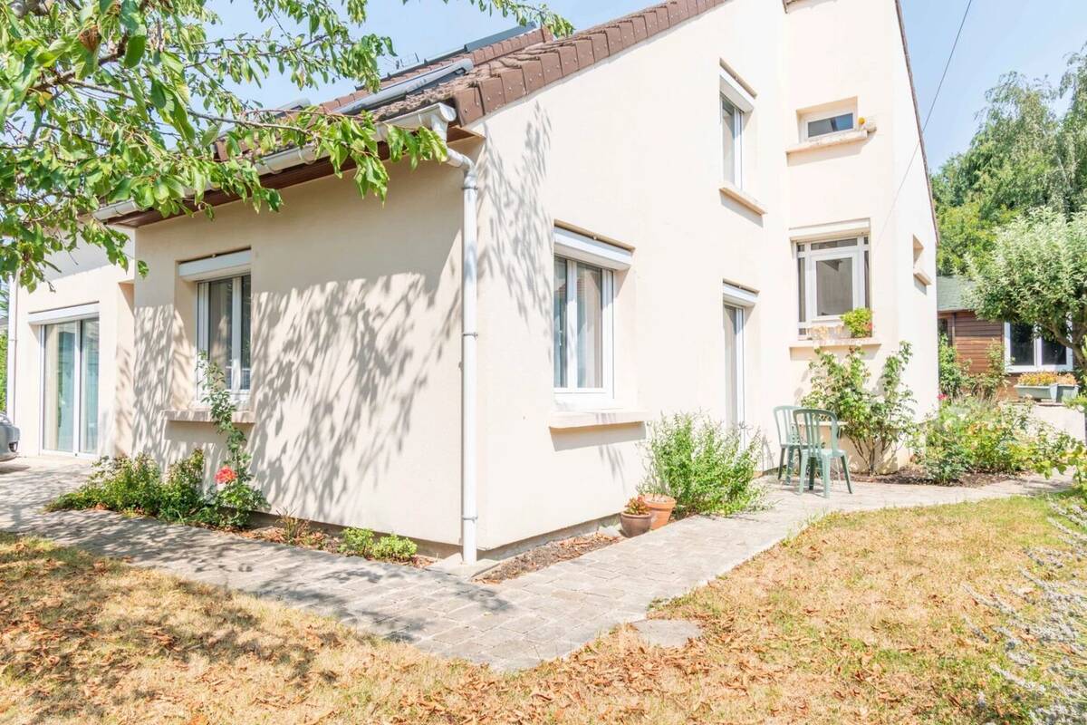 Maison à SAINT-BRICE-SOUS-FORET