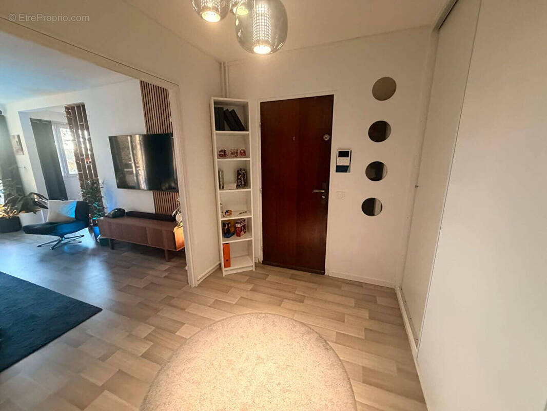 Appartement à MARLY