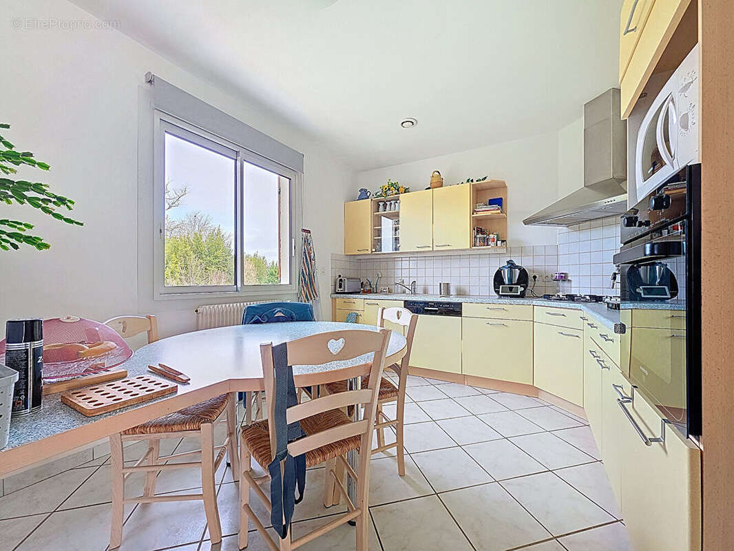 Maison à BLANQUEFORT