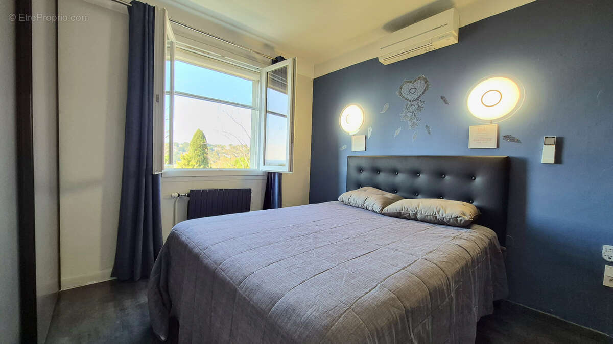 Maison à LES ANGLES