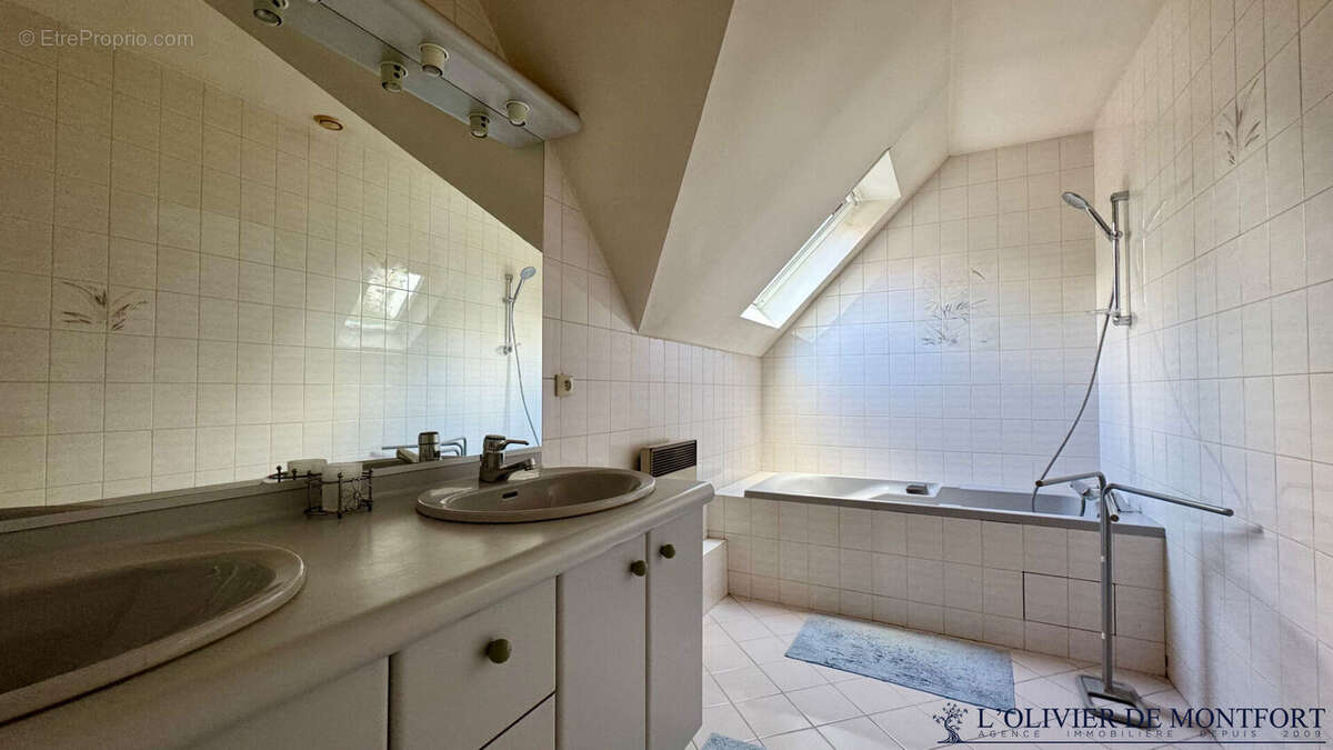 Maison à MONTFORT-L'AMAURY