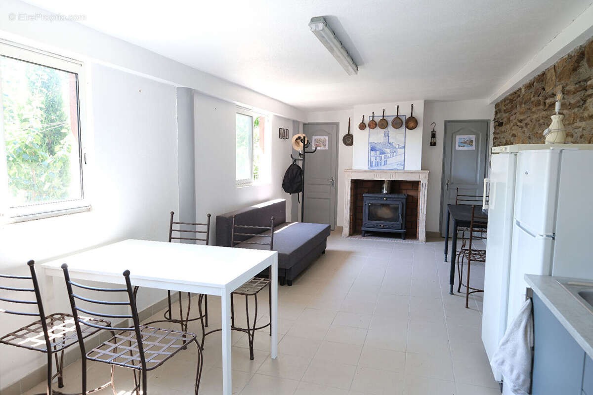 Maison Givors 3 pièce(s) 51,06 m2 et annexe aménagée 27,60 m² - Cadre verdoyant - Bien rare - photo 7