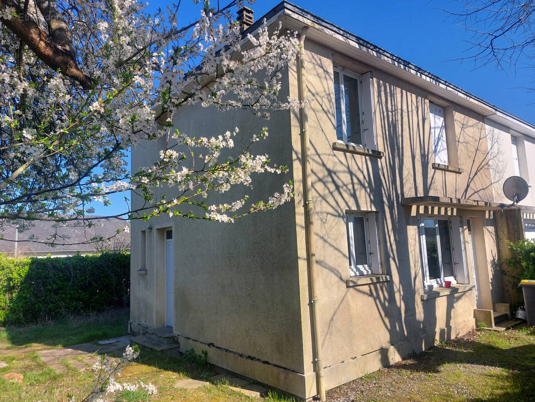 Maison à NOYANT