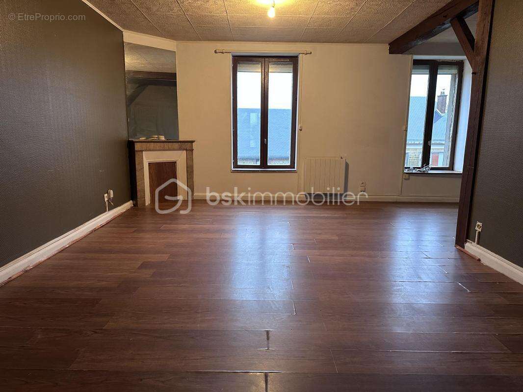 Appartement à GLAIRE