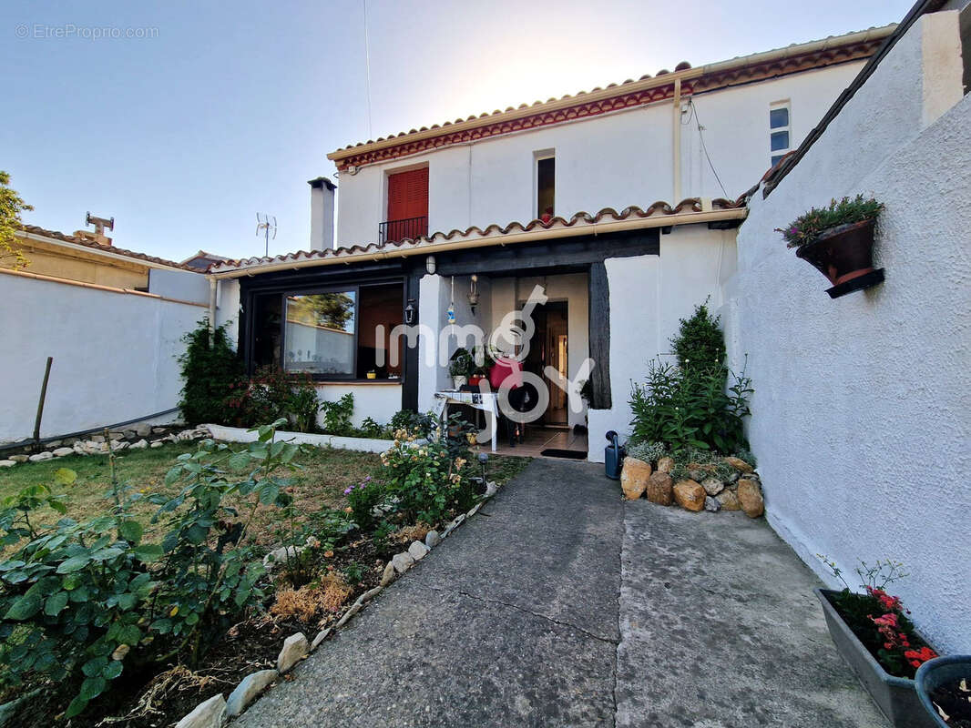Maison à PENNAUTIER