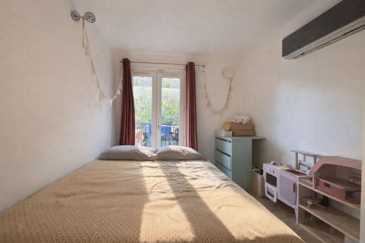 Appartement à ROQUEBRUNE-CAP-MARTIN