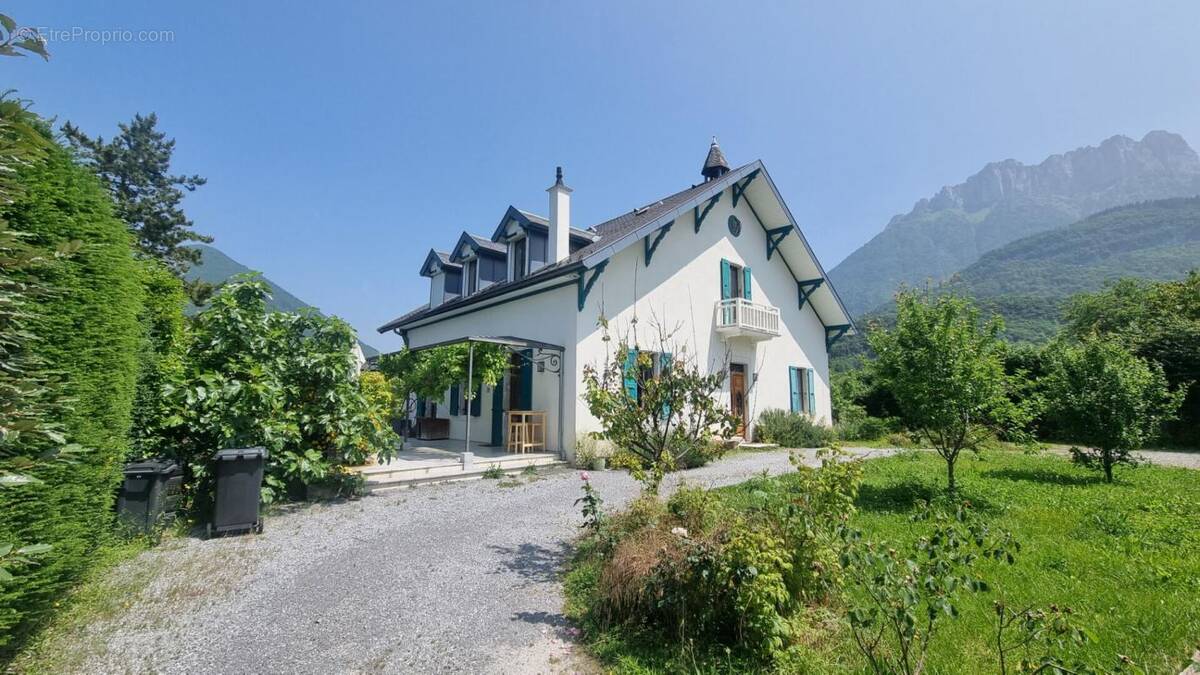 Maison à TALLOIRES