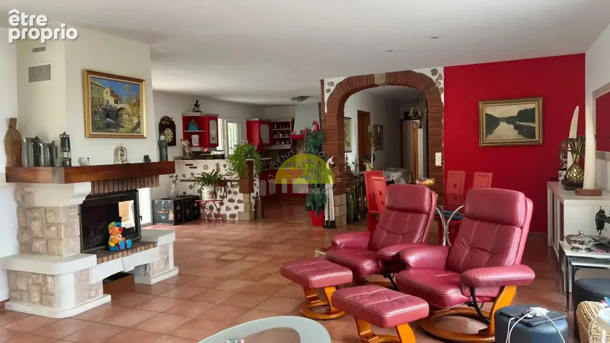 Belle villa climatisée de plain-pied avec piscine et garage sur 5 153 m² de terrain - photo 8