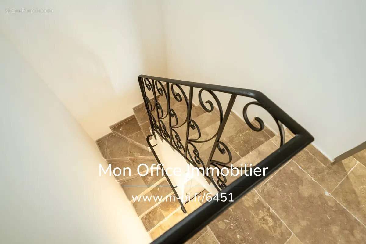 Appartement à PERTUIS
