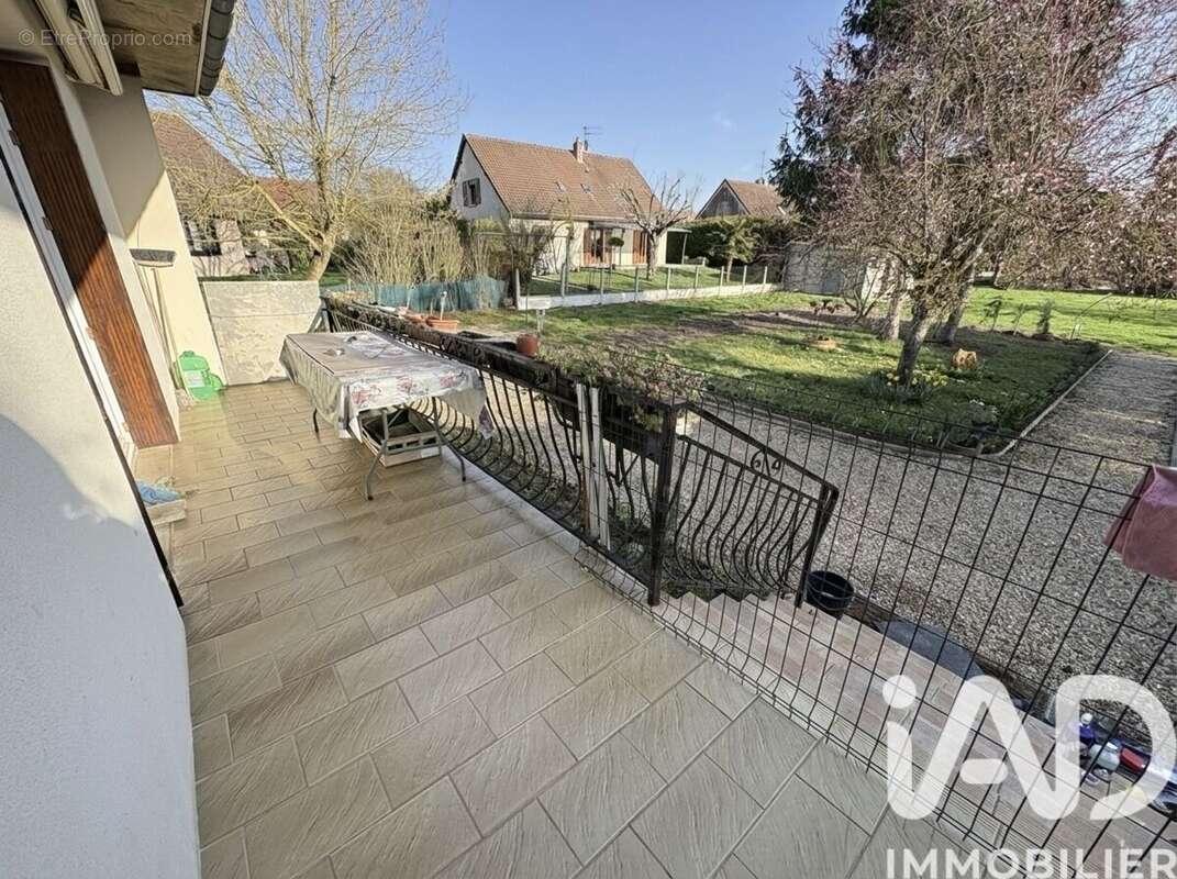 Maison 65 m² à Villenauxe-La-Grande  - photo 2