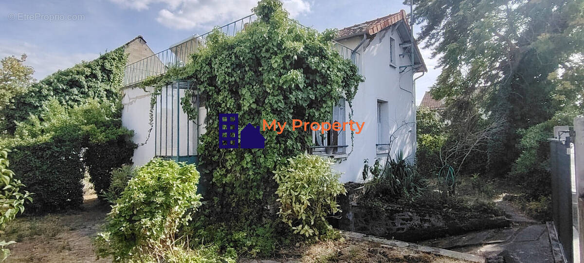 Maison à HOUILLES